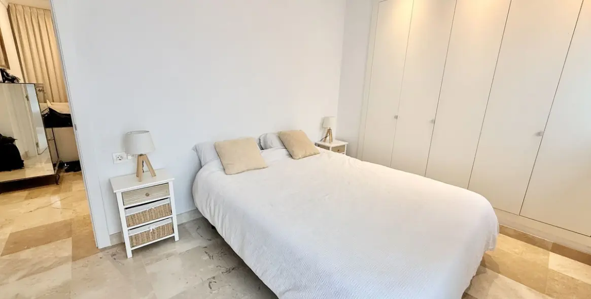 Продажа апартаментов на первом этаже в Benahavís 13