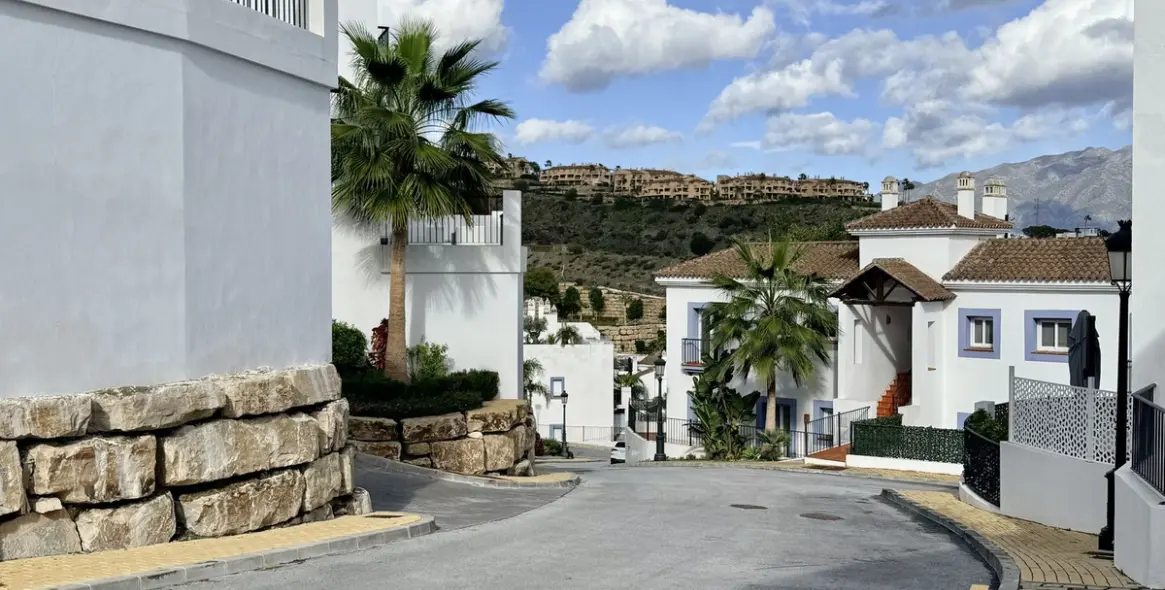 Продажа апартаментов на первом этаже в Benahavís 24