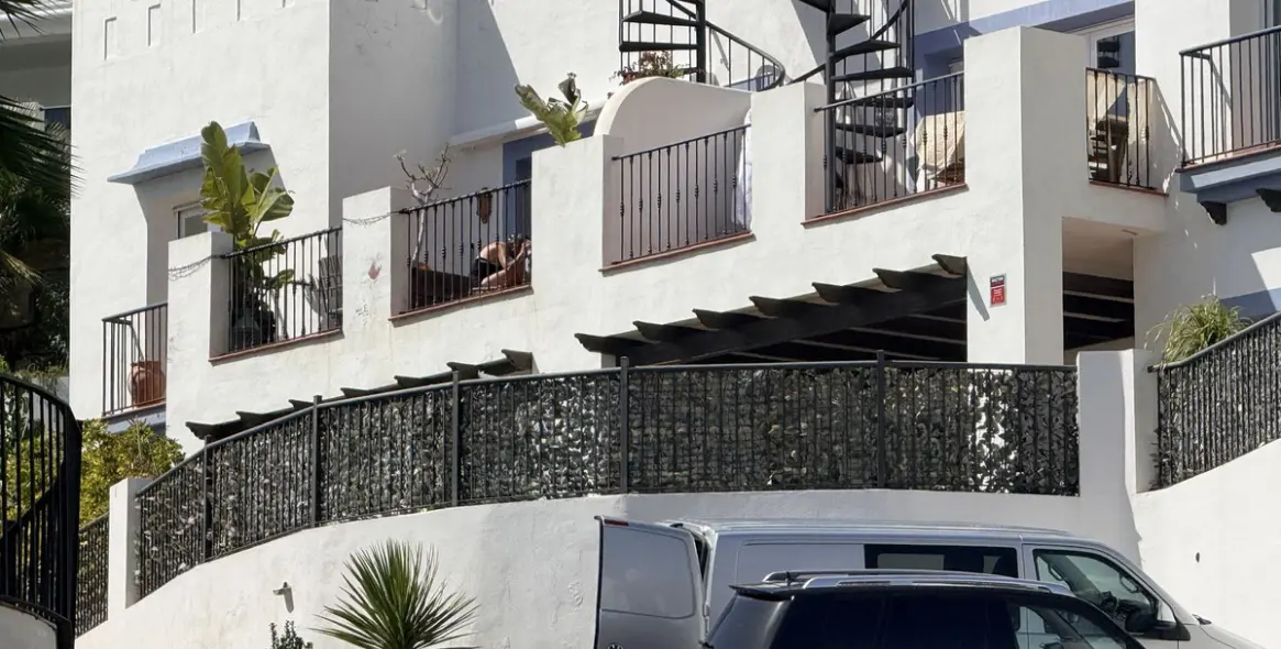 Продажа апартаментов на первом этаже в Benahavís 26