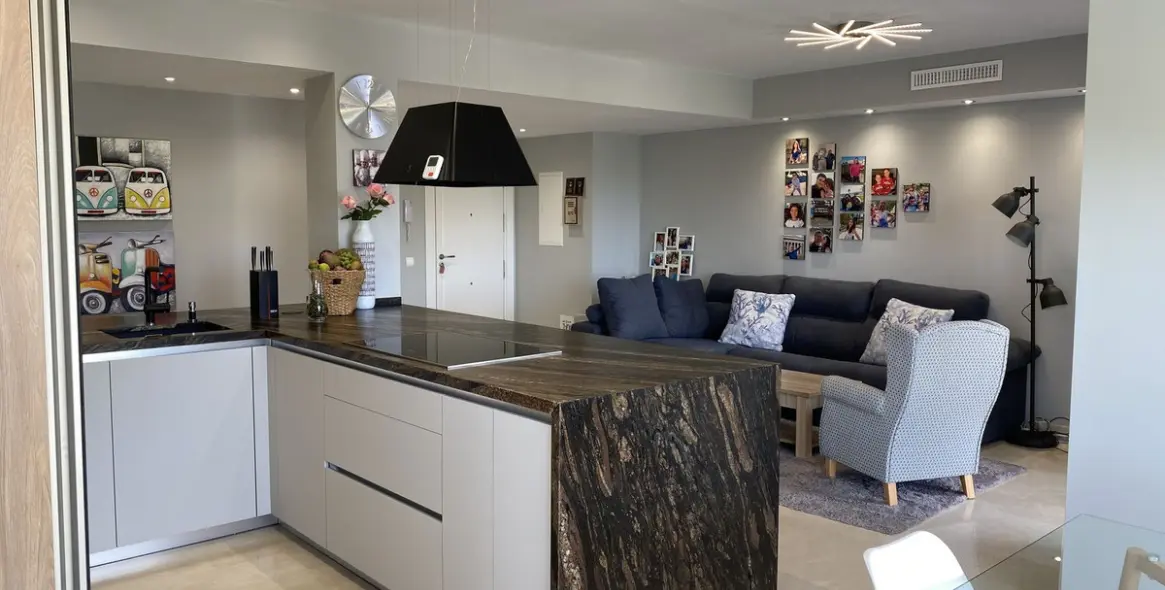 Продажа апартаментов на среднем этаже в Benahavís 6