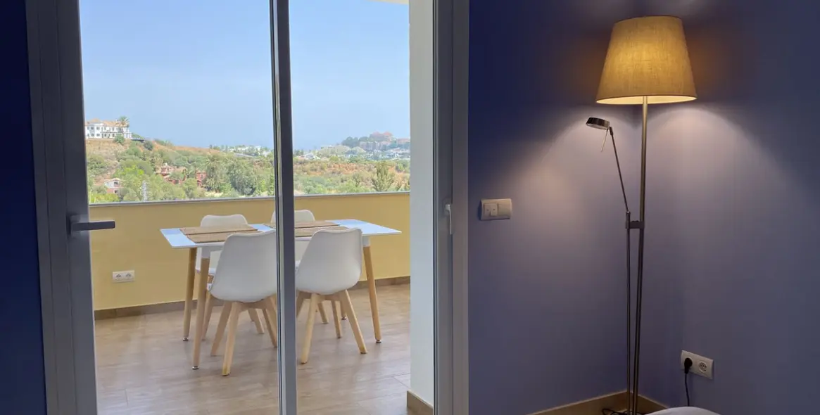 Продажа апартаментов на среднем этаже в Benahavís 17