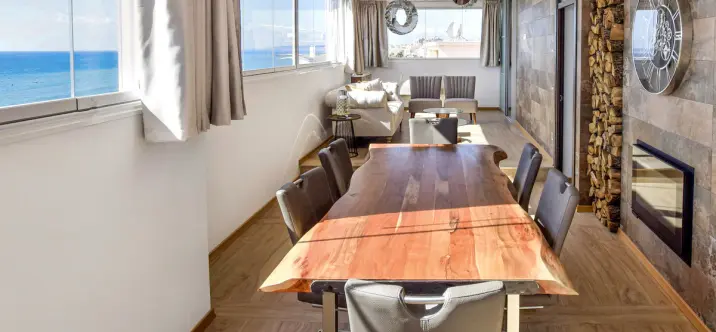 Short-term rent of penthouse in Estepona 1