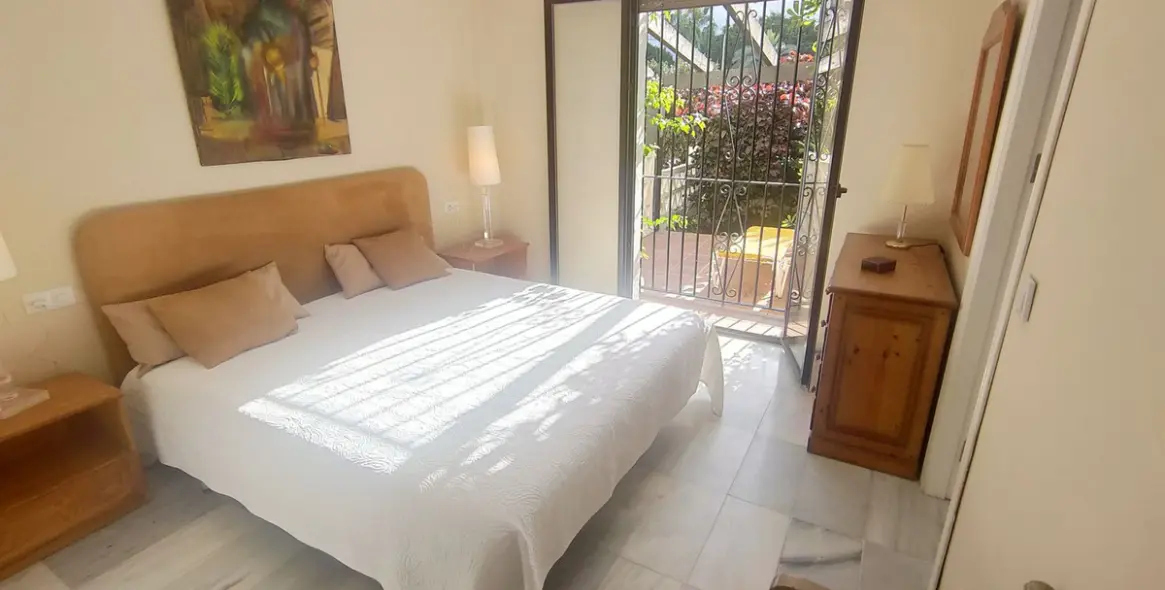 Long-term rent of ground floor apartment in Puerto Banús 3