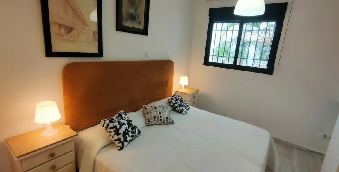 Долгосрочная аренда апартаментов на первом этаже в Puerto Banús 32