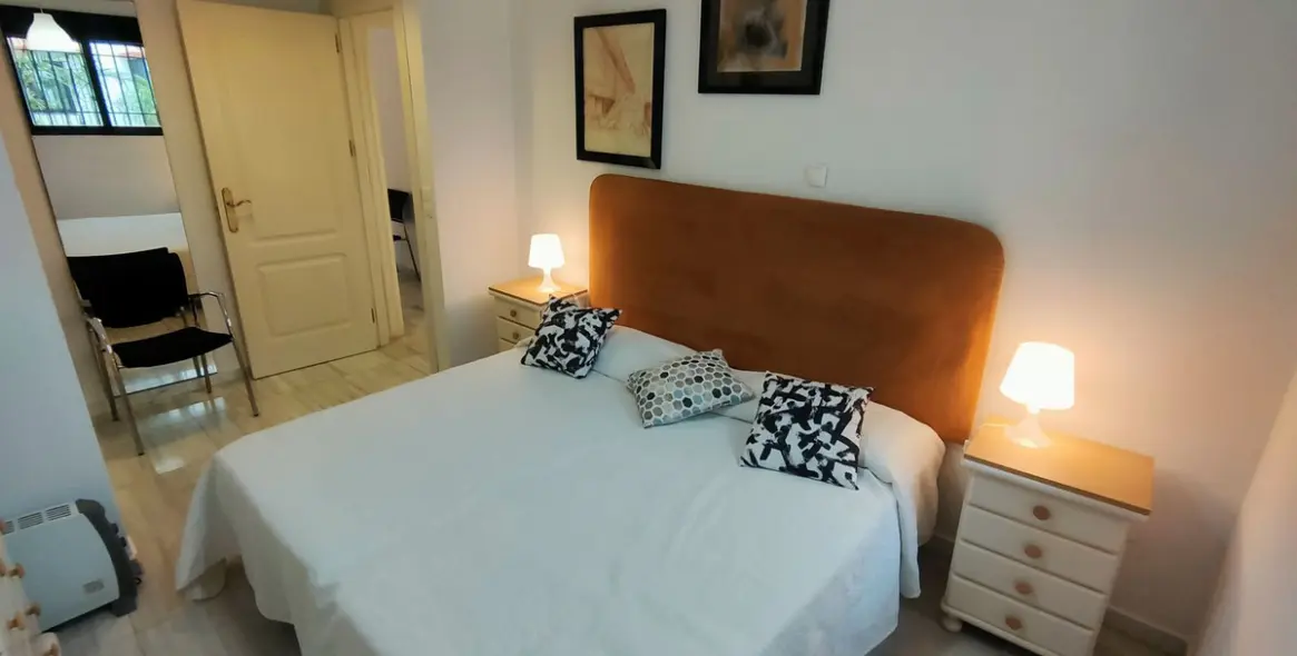 Долгосрочная аренда апартаментов на первом этаже в Puerto Banús 33