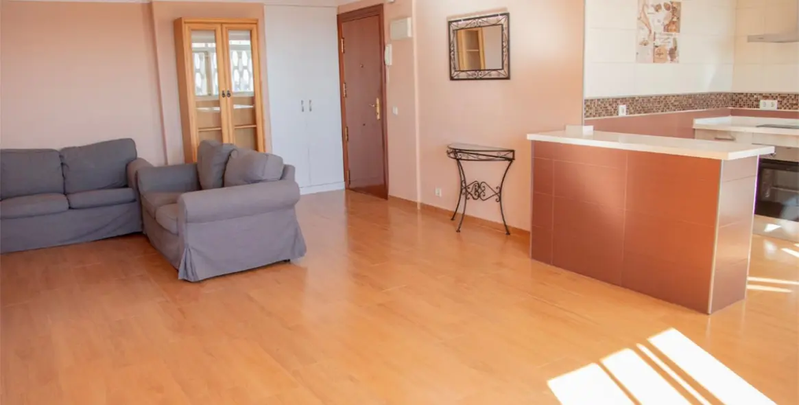 Sale of middle floor apartment in San Pedro de Alcántara 3