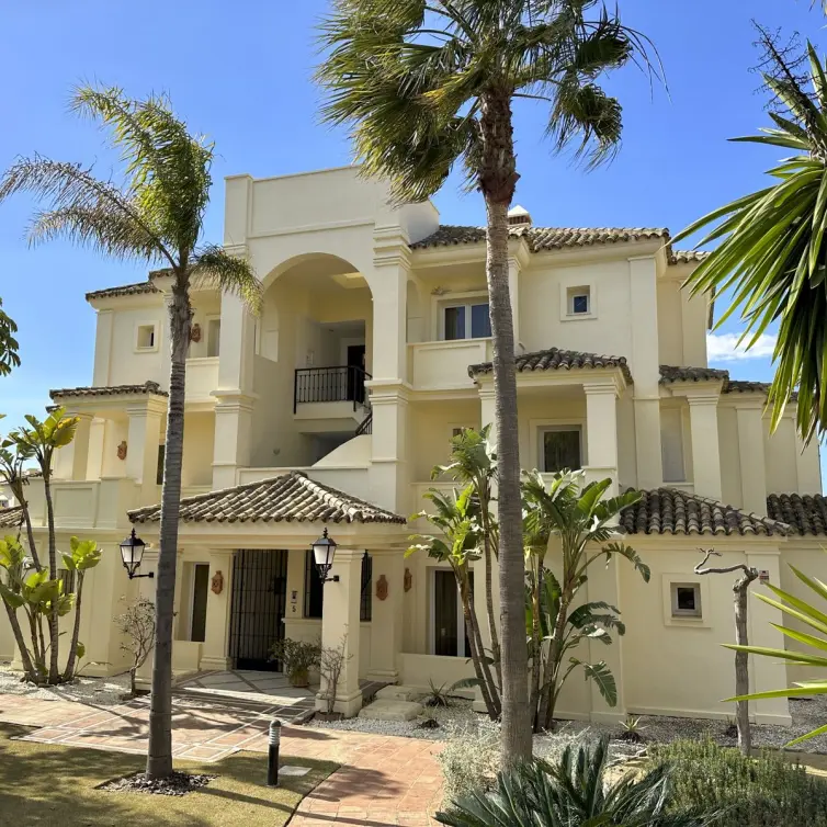 Venta de apartamento en planta media en Casares
