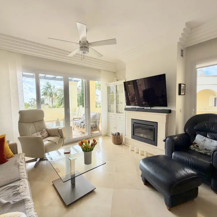 Venta de apartamento en planta media en Casares