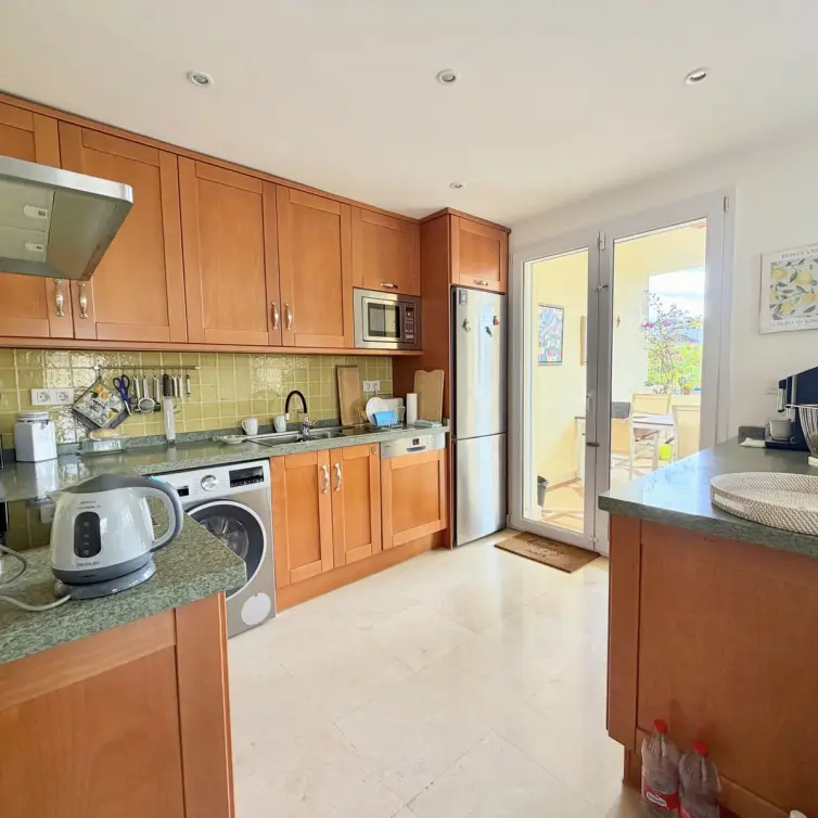 Venta de apartamento en planta media en Casares
