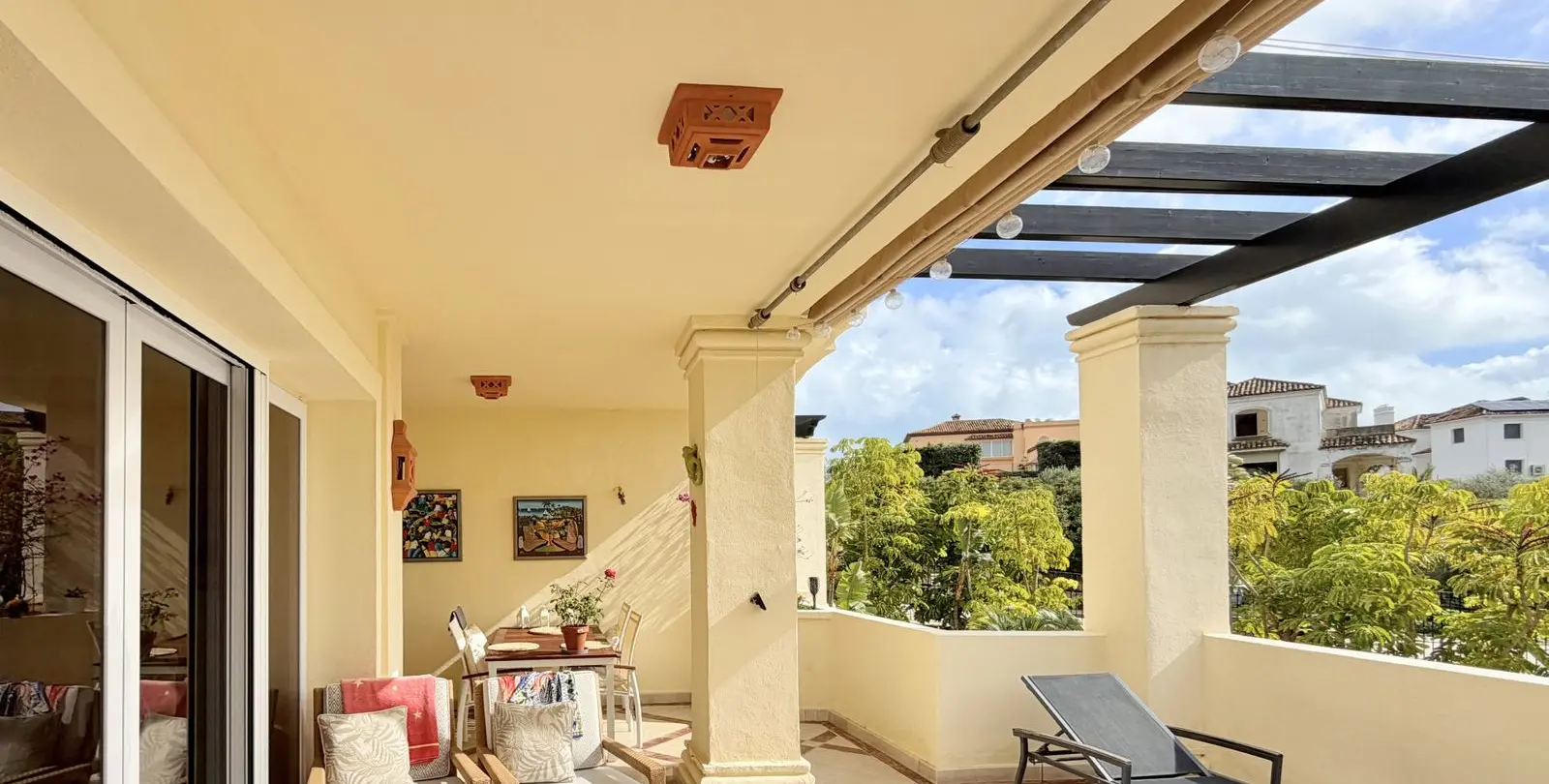 Venta de apartamento en planta media en Casares 14