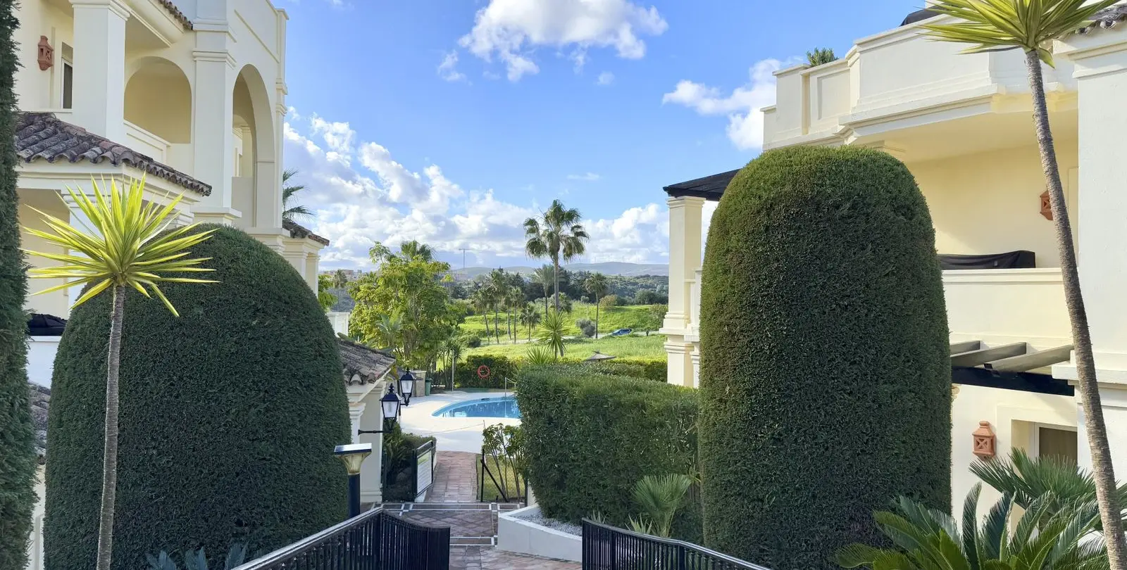 Venta de apartamento en planta media en Casares 19