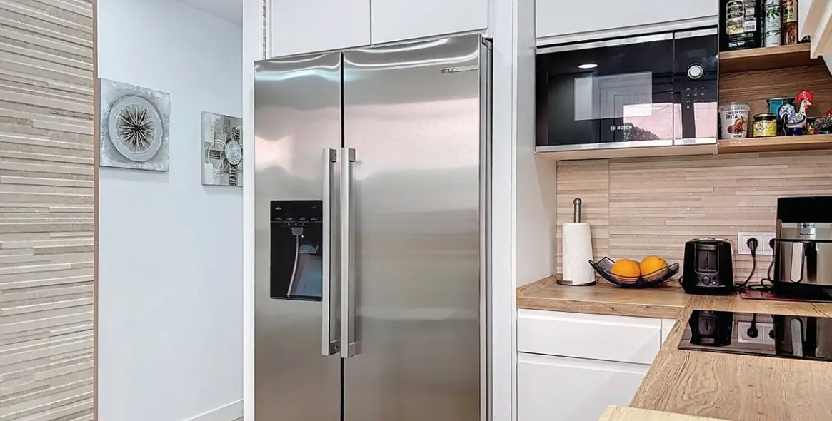 Sale of middle floor apartment in Rincón de la Victoria 15