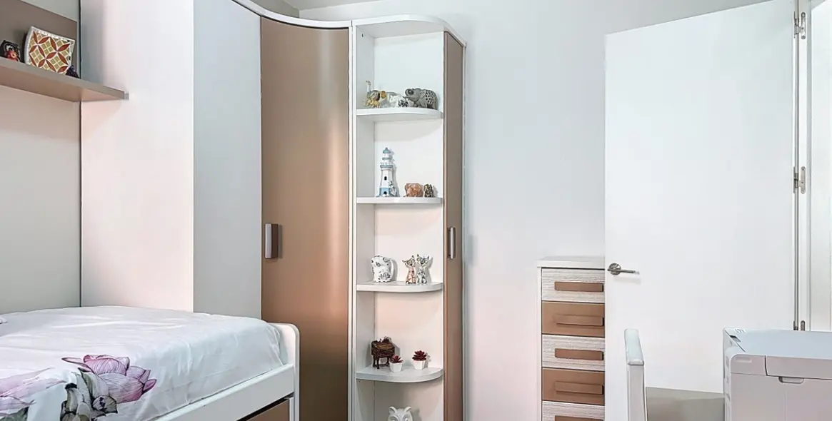 Sale of middle floor apartment in Rincón de la Victoria 22