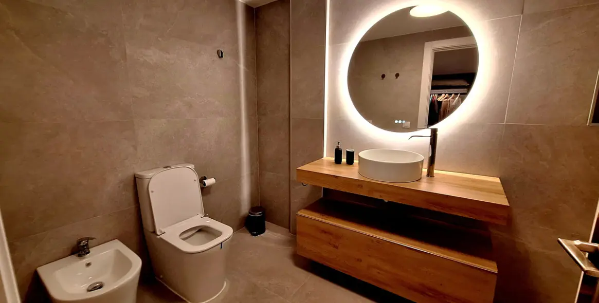 Sale of penthouse duplex in Estepona 6