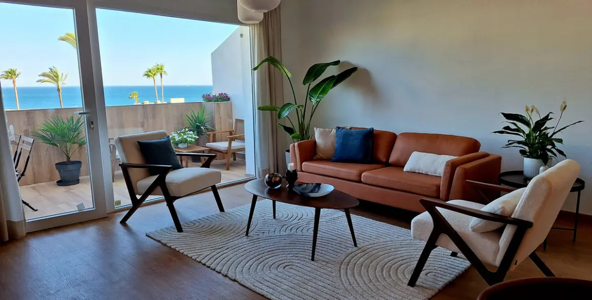 Sale of penthouse duplex in Estepona 19