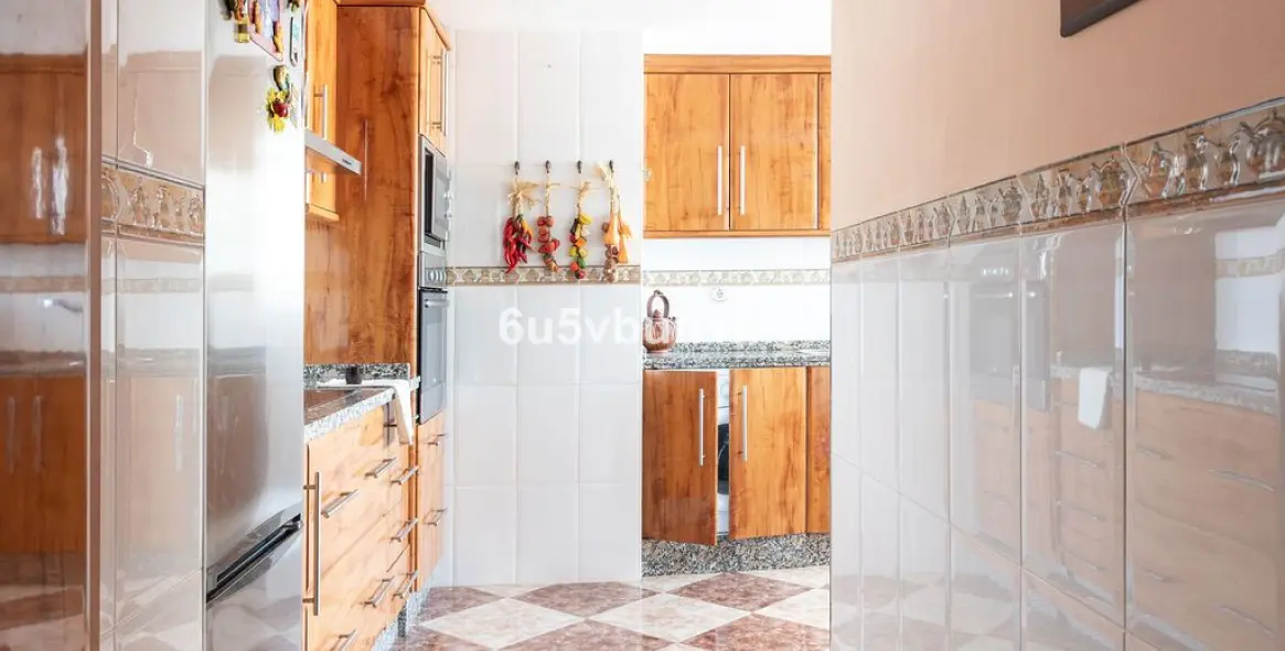 Venta de apartamento en planta media en Fuengirola 8