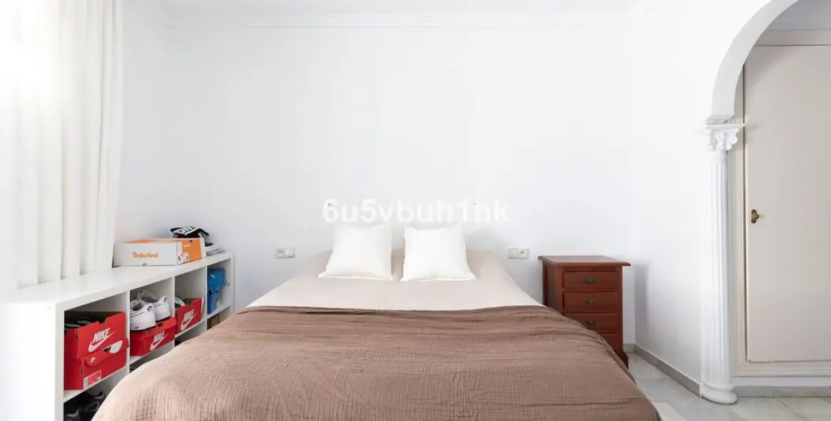 Venta de apartamento en planta media en Fuengirola 13