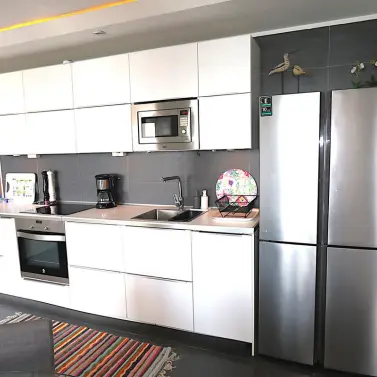 Sale of middle floor apartment in Fuengirola