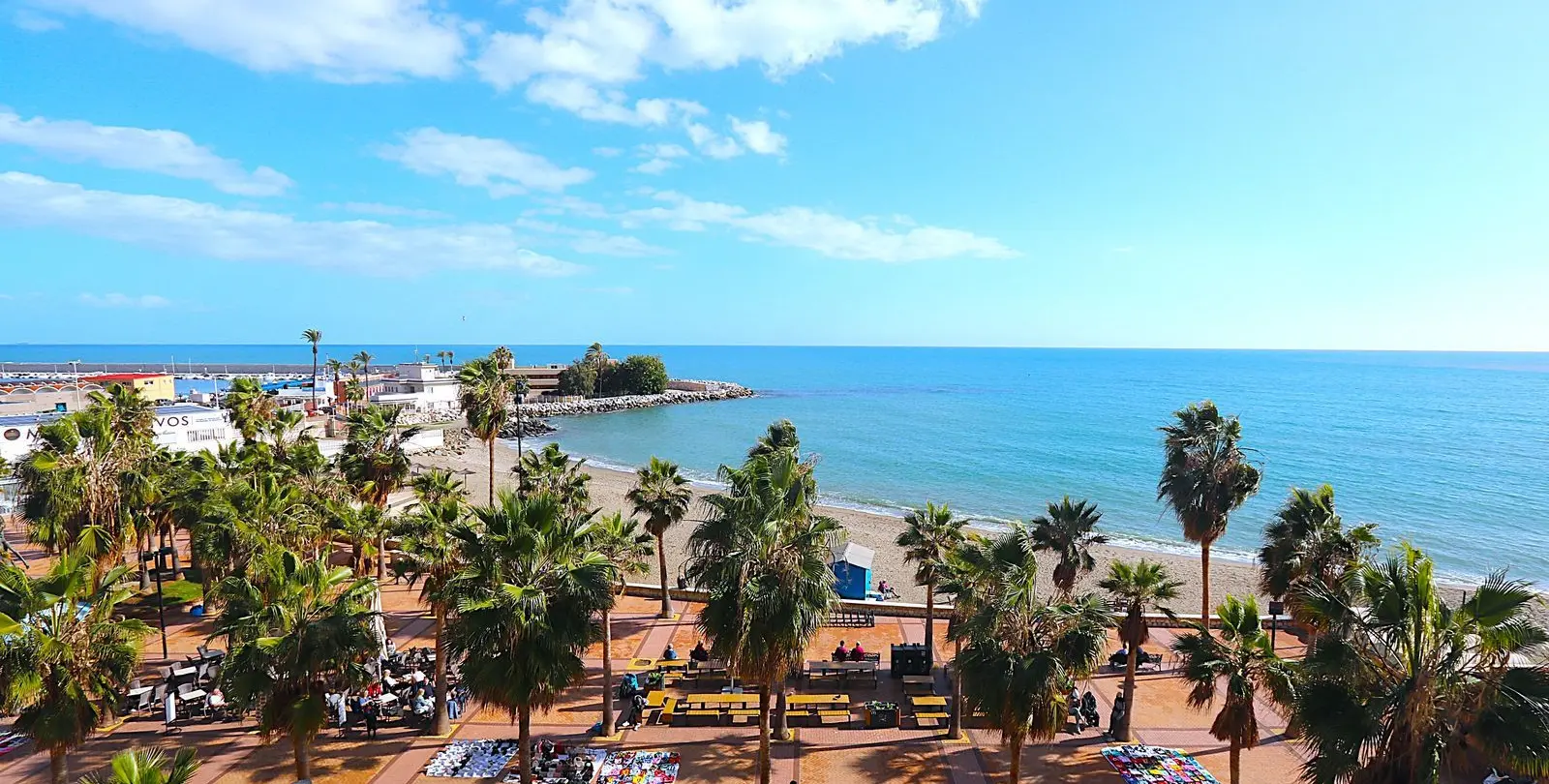 Продажа апартаментов на среднем этаже в Fuengirola 1