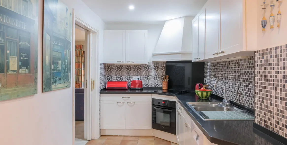 Sale of townhouse in La Duquesa 3