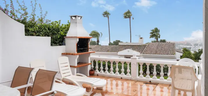 Sale of townhouse in La Duquesa 3