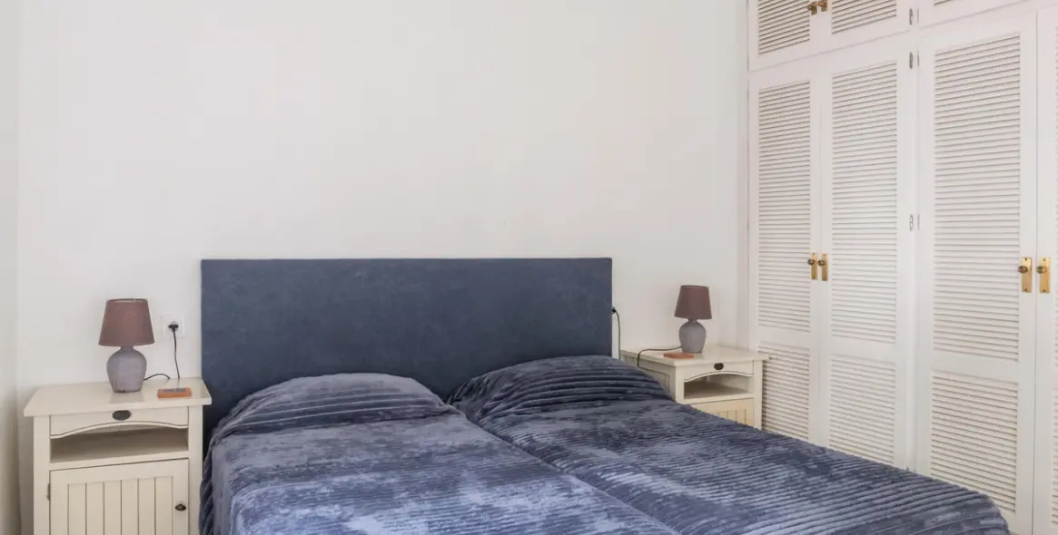 Sale of townhouse in La Duquesa 37