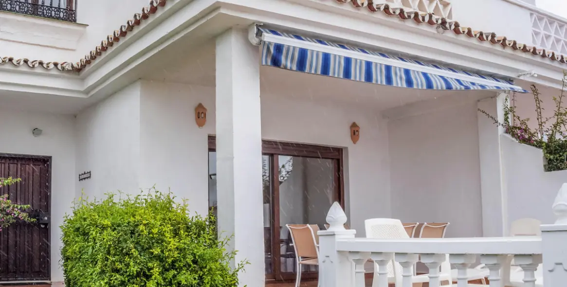 Sale of townhouse in La Duquesa 42