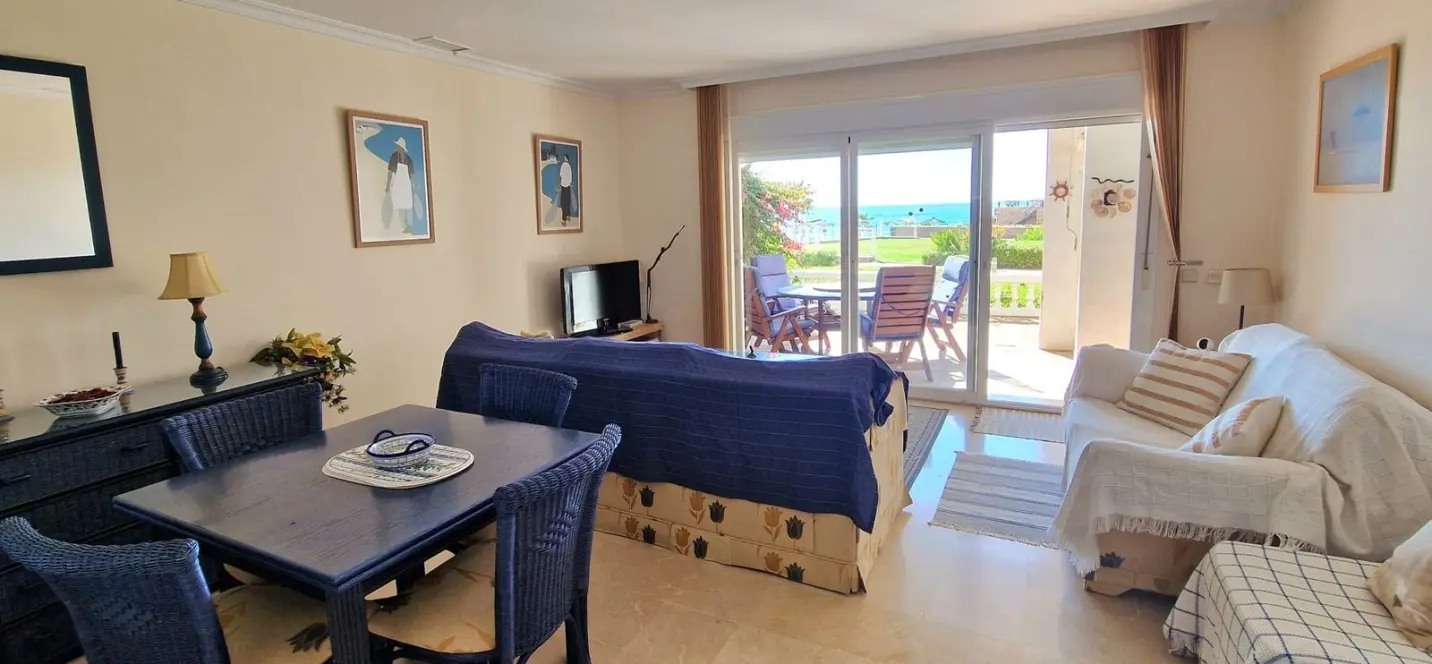 Sale of semi-detached house in Casares 4