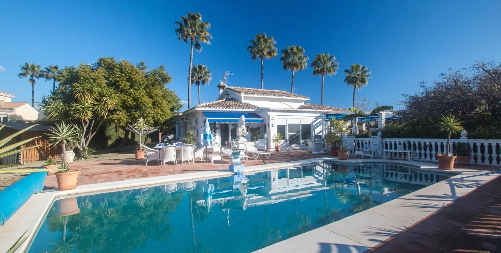 Sale of finca - cortijo in Estepona 2