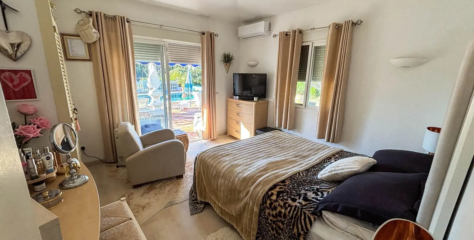 Sale of finca - cortijo in Estepona 28
