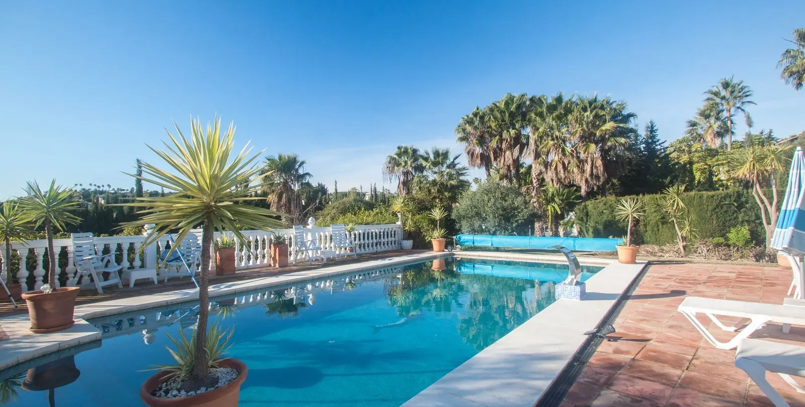 Sale of finca - cortijo in Estepona 38