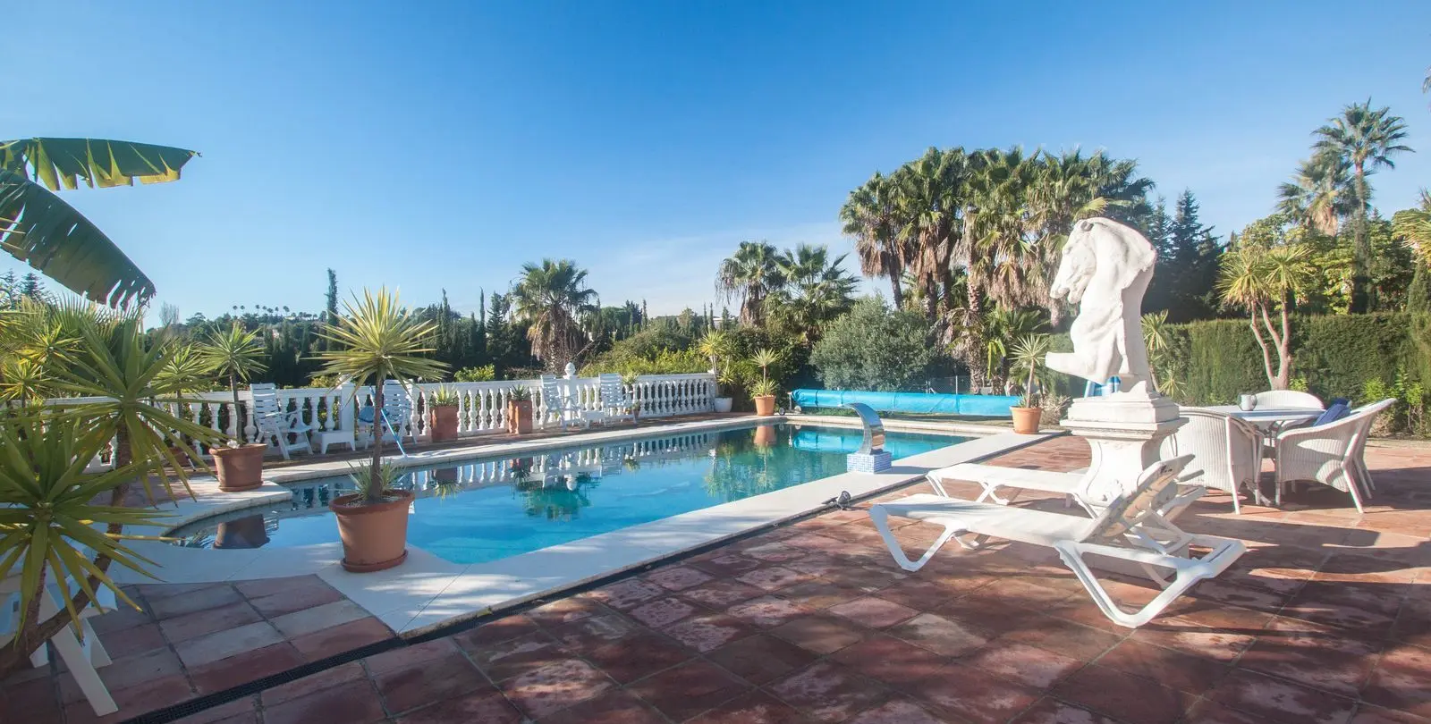 Sale of finca - cortijo in Estepona 39