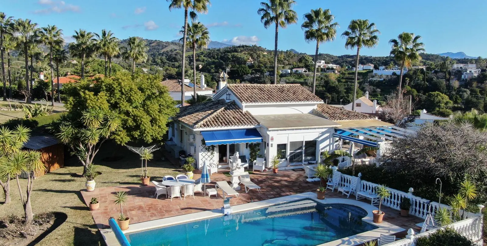 Sale of finca - cortijo in Estepona 47