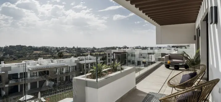 Продажа пентхауса в Estepona 1