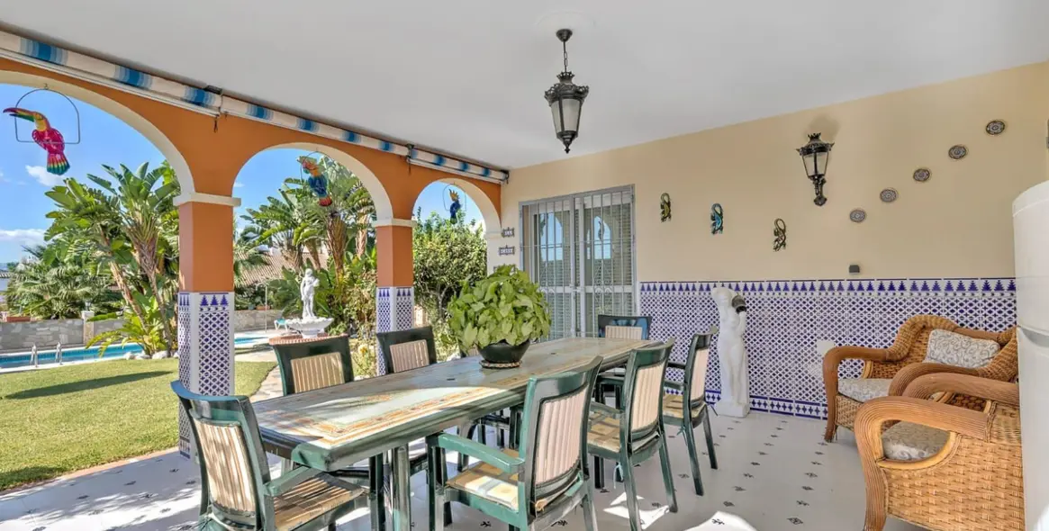 Продажа  отдельно стоящей виллы в Mijas 6