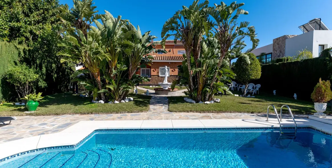 Продажа  отдельно стоящей виллы в Mijas 9
