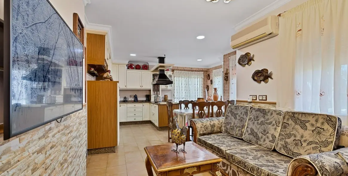 Продажа  отдельно стоящей виллы в Mijas 13