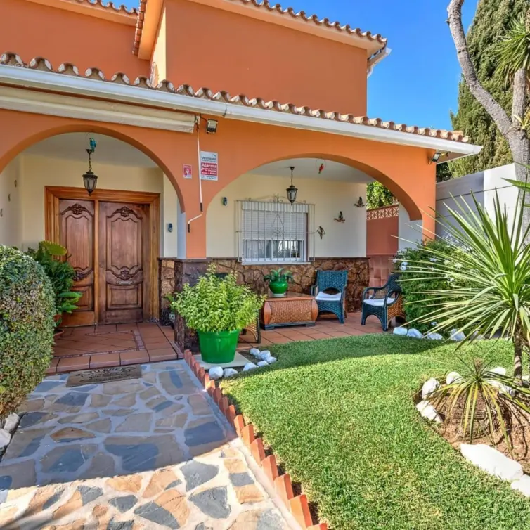 Sale of detached villa in Mijas