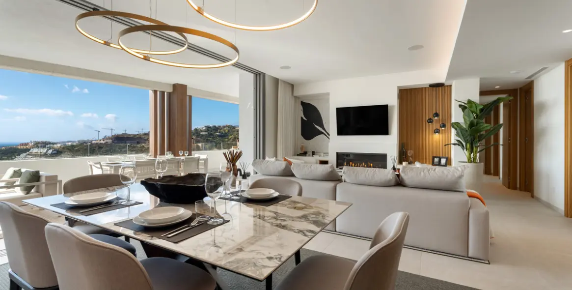 Venta de apartamento en planta media en Benahavís 6