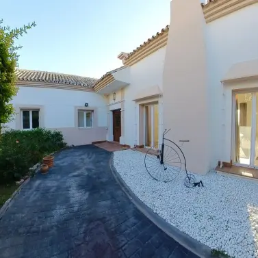 Venta de villa independiente en Sierra Blanca