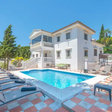 Venta de villa independiente en Marbella