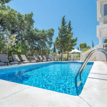 Venta de villa independiente en Marbella