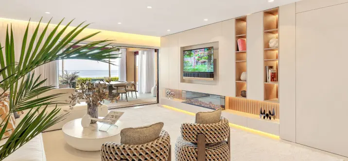 Venta de apartamento en planta baja en New Golden Mile 4