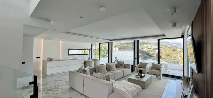 Venta de villa independiente en La Cala Golf 0