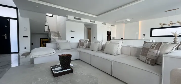 Venta de villa independiente en La Cala Golf 2