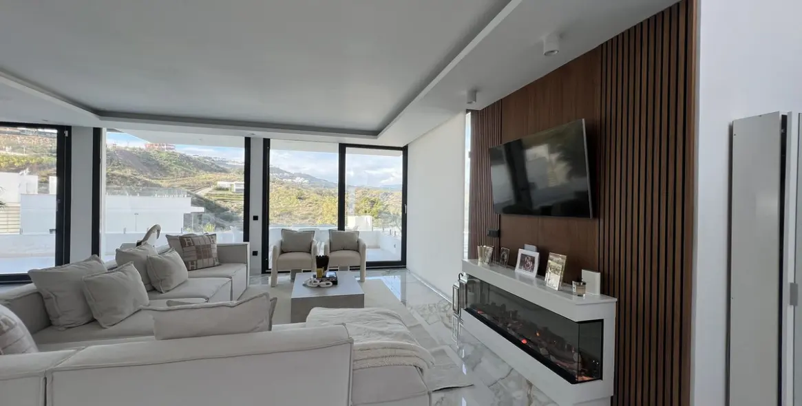 Venta de villa independiente en La Cala Golf 5