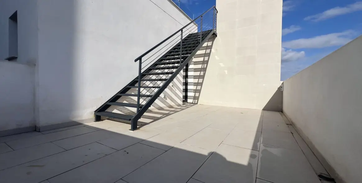 Sale of detached villa in La Cala Golf 33