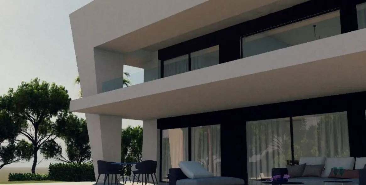 Sale of detached villa in Elviria 18