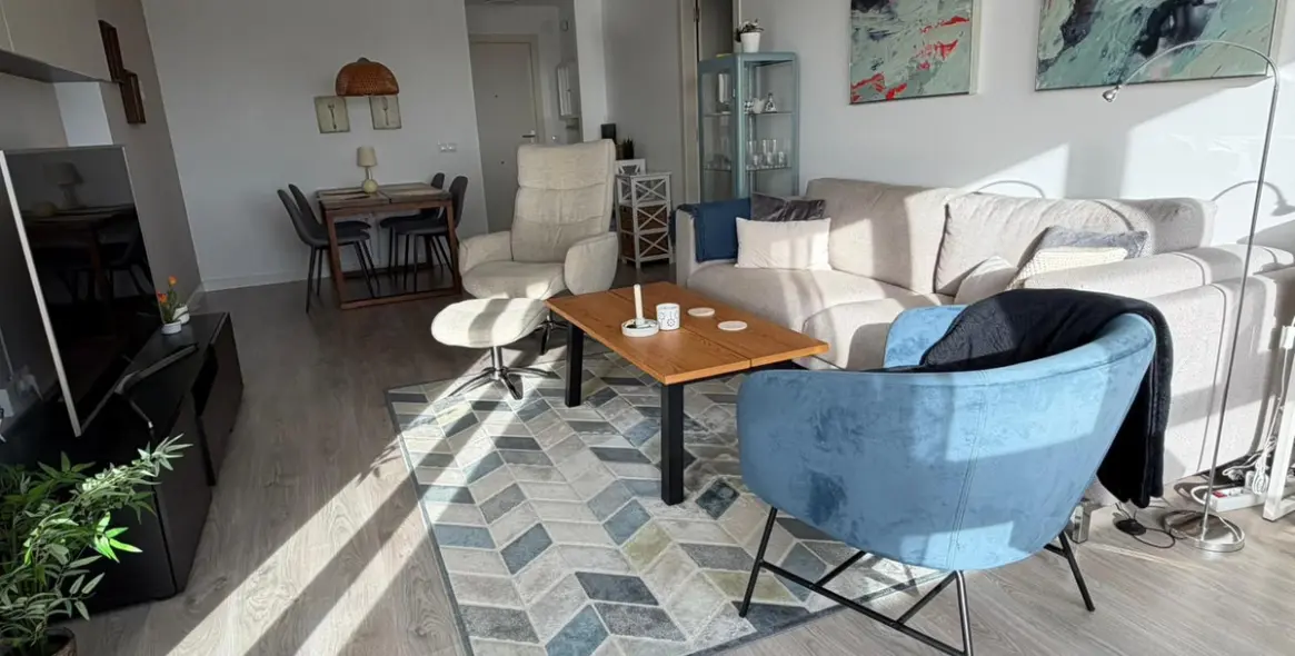 Long-term rent of penthouse in La Campana 4