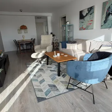 Long-term rent of penthouse in La Campana